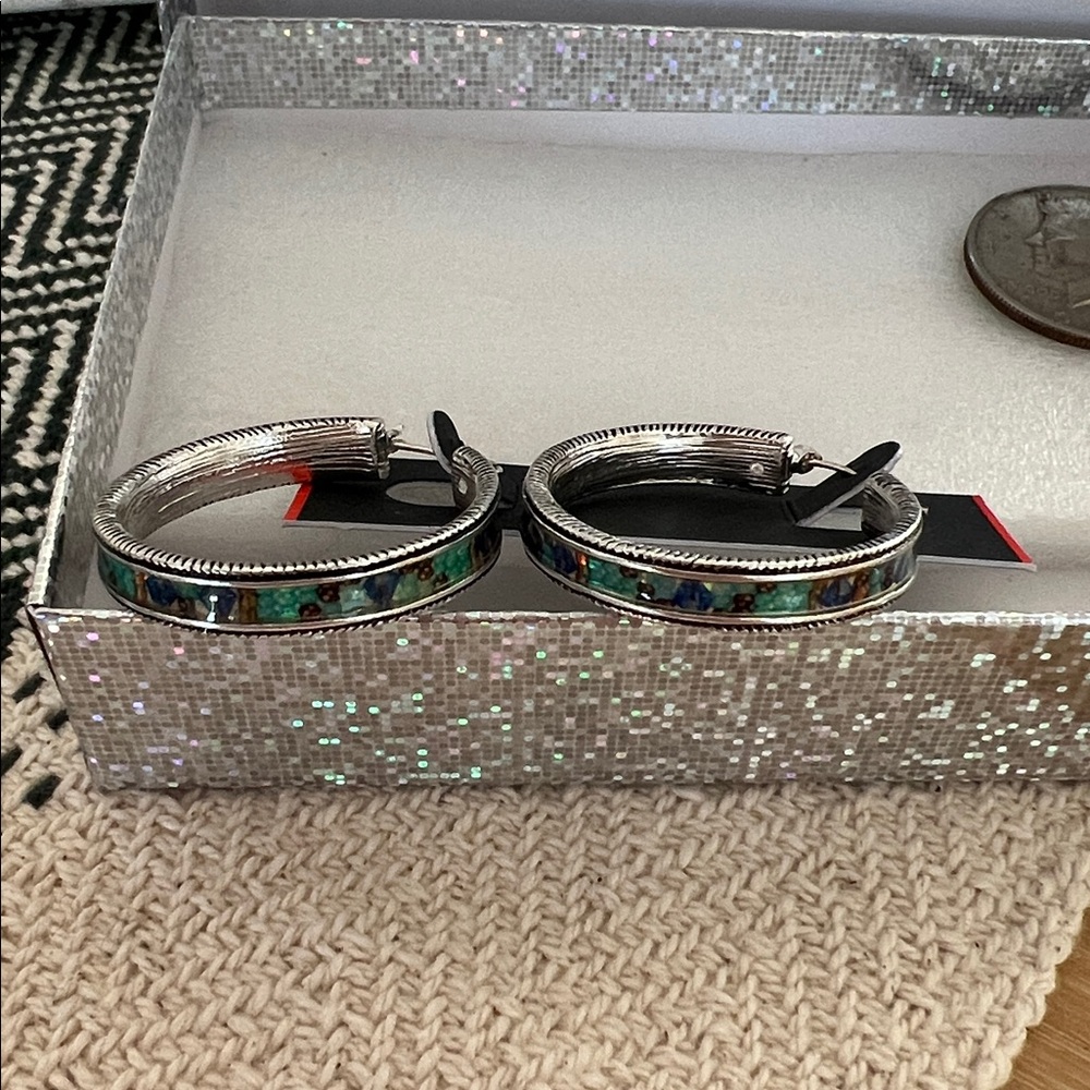 Fashion Jewelry Colored Hoops - Picture 3 of 3